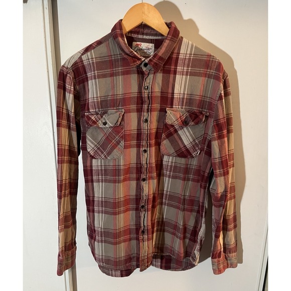 Quiksilver Flannel Shirt Men's Large Red Plaid Long Sleeve Fit Casual Surf - Picture 1 of 13